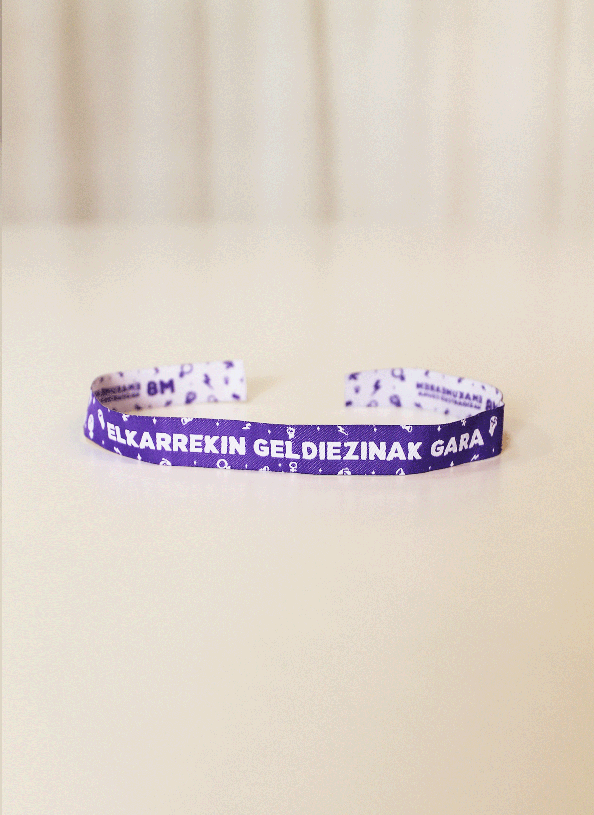 Pack 10 pulseras 8M 2022 | Elkarrekin geldiezinak gara
