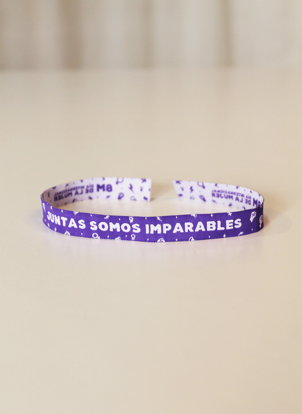Pack 10 pulseras 8M 2022 | Juntas somos imparables