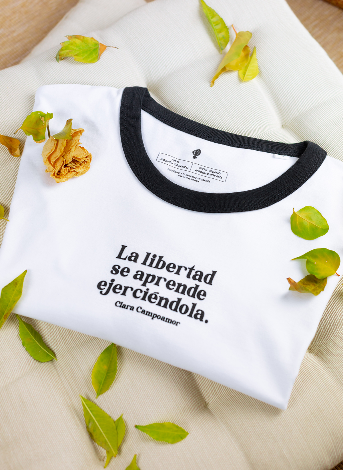 La libertad se aprende ejerciéndola 🗳 Clara Campoamor